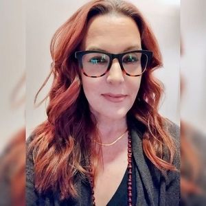 Meet your Posher, Candace